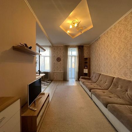 Apartment On Baseinaya Street 13 Kiev Luaran gambar